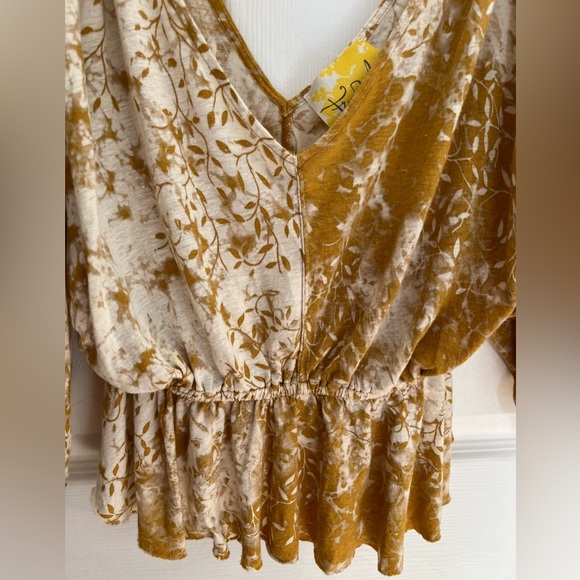 Free People Women’s Floral Top, Size Small - Picture 2 of 7